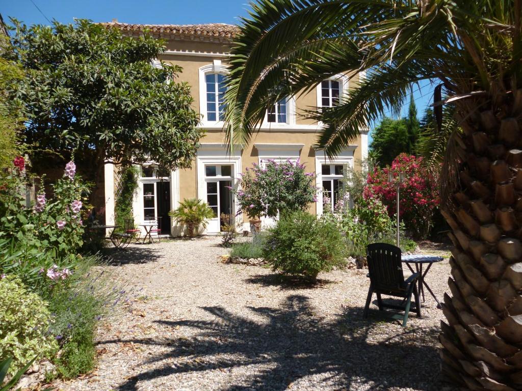 La Maison Des Palmiers Homps  Exteriör bild